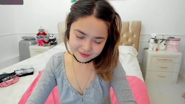 Школьная отличница наконец решилась стать веб-моделькой - #1