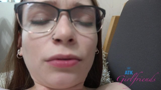 Ежедневные интимные капризы непослушной юной падчерицы - #4