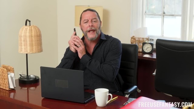 Мы тут вечерами с отчимом сексом втроём балуемся - #1