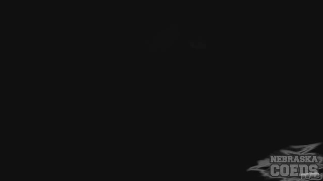 Очень возбуждающие съёмки голенькой тёлочки в частном бассейне - #9