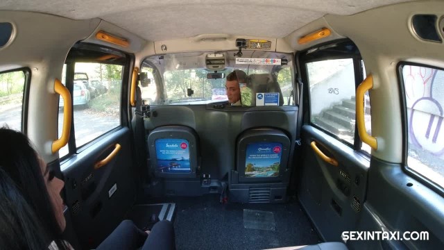 История одного пикапа и шикарного траха в заброшенном автобусе - #4